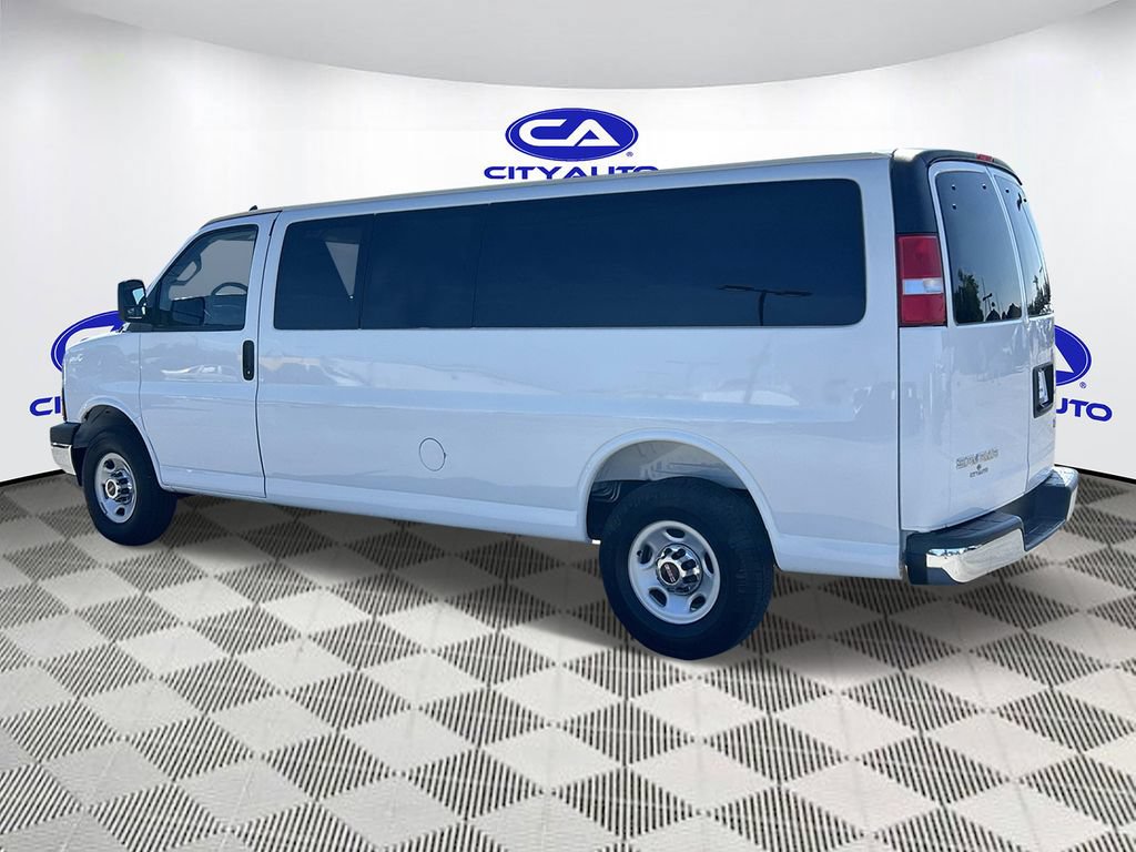 Used 2025 GMC Savana 3500 LT w/ LT Preferred Equipment Group RWD image 7