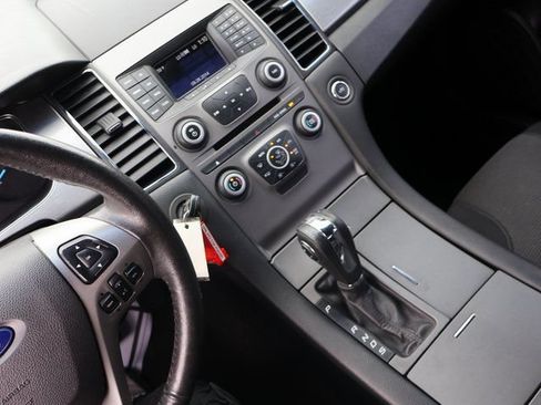Used 2015 Ford Taurus SEL FWD image 23