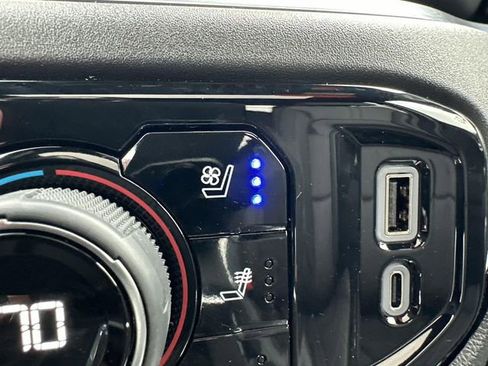 Used 2025 Chevrolet Silverado 1500 High Country w/ High Country Premium Package image 45