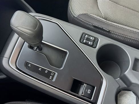 Used 2024 Subaru Crosstrek 2.0i Premium image 19