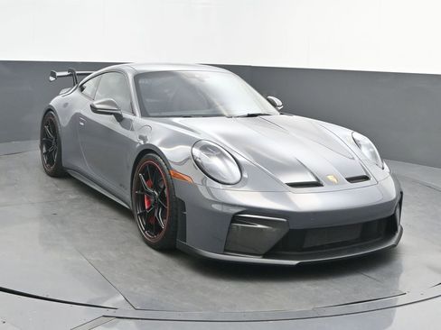 Certified 2026 Porsche 911 GT3 RWD image 9
