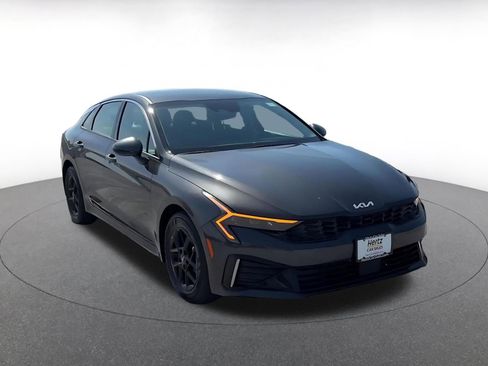 Used 2025 Kia K5 LXS image 3