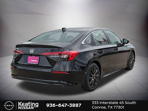 Used 2023 Honda Civic LX image 3