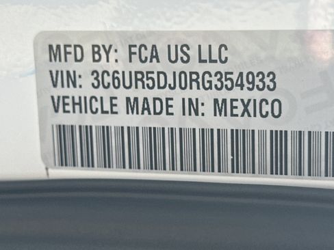 Used 2024 RAM 2500 Big Horn image 31