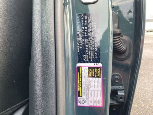 Used 2022 Kia Stinger GT1 image 34