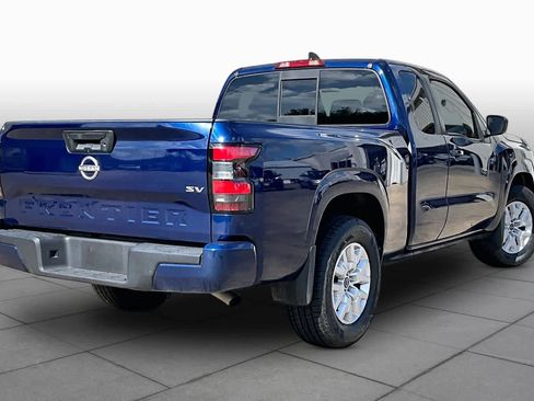 Certified 2022 Nissan Frontier SV RWD image 12