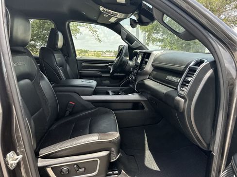 Used 2024 RAM 1500 Laramie RWD image 17