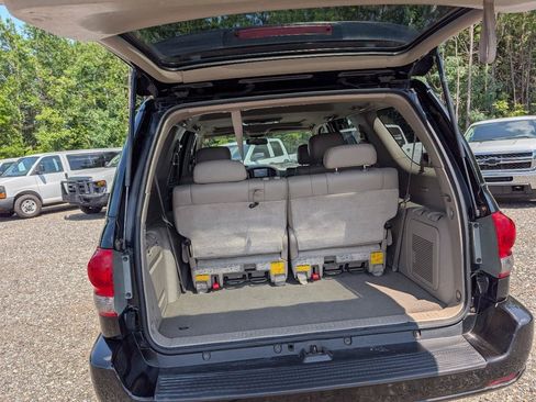 Used 2007 Toyota Sequoia Limited AWD/4WD image 25