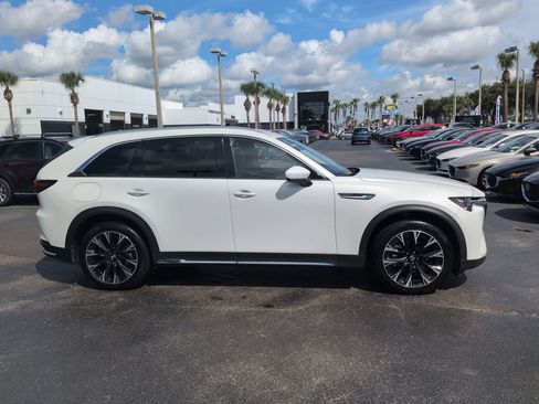 Used 2024 MAZDA CX-90 Plug-In Hybrid w/ Premium Pkg AWD/4WD image 3