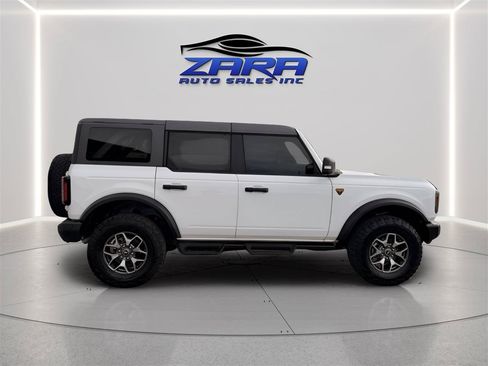 Used 2023 Ford Bronco Badlands AWD/4WD image 5