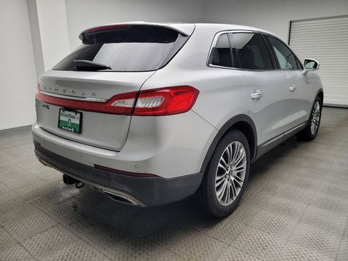 Used 2016 Lincoln MKX Reserve FWD image 9