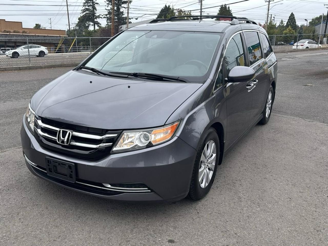 Used 2016 Honda Odyssey EX-L image 2