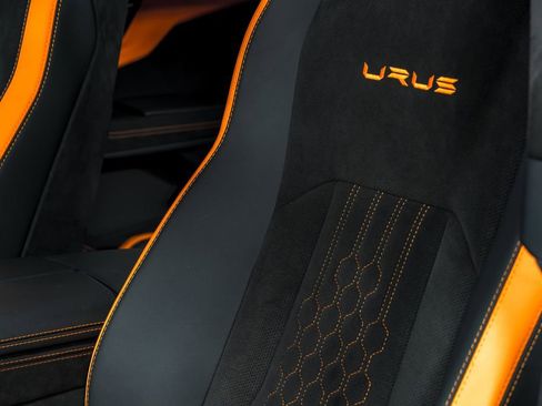 Used 2023 Lamborghini Urus S image 22