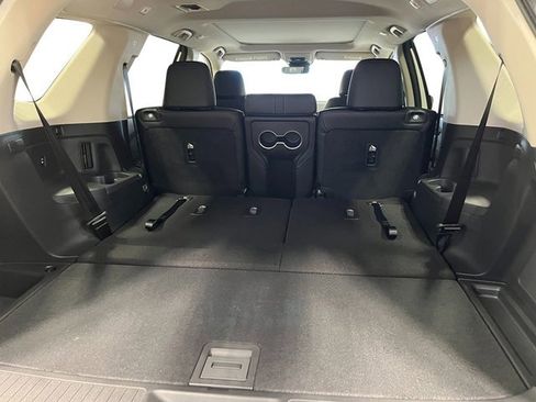 New 2026 Honda Pilot Touring image 24