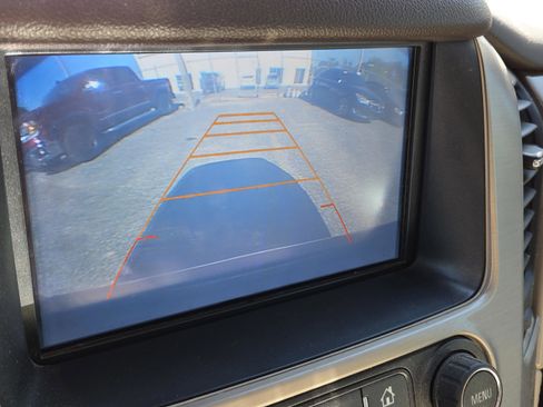 Used 2017 GMC Yukon XL Denali w/ Open Road Package image 24