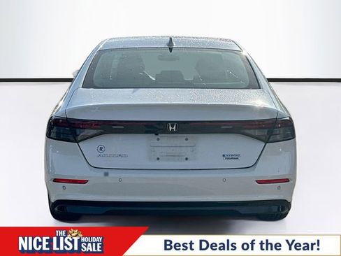 Used 2023 Honda Accord Touring image 6