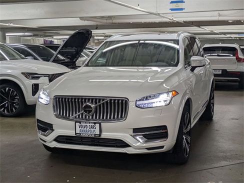 Certified 2024 Volvo XC90 T8 Plus image 3