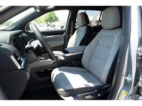 New 2026 GMC Terrain Elevation FWD image 12