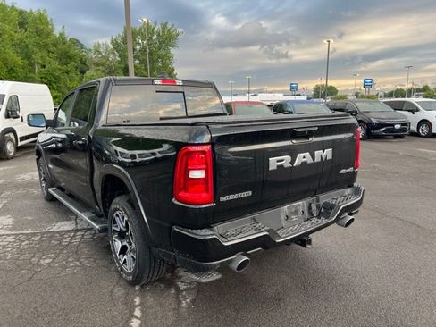 Used 2025 RAM 1500 Laramie w/ Sport Appearance Package AWD/4WD image 4
