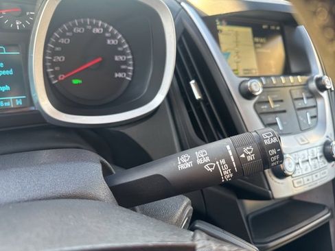 Used 2016 Chevrolet Equinox LT w/ Convenience Package image 26