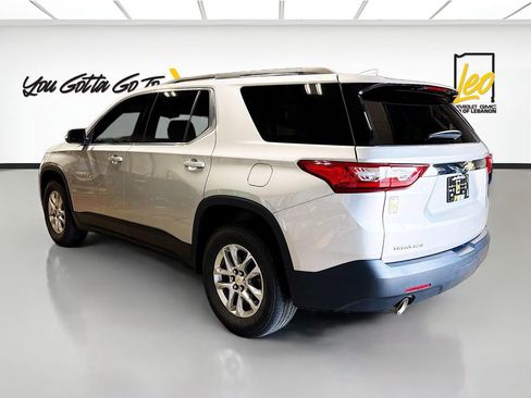 Used 2021 Chevrolet Traverse LT FWD image 7