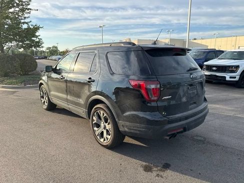 Used 2018 Ford Explorer Sport w/ Equipment Group 401A AWD/4WD image 4