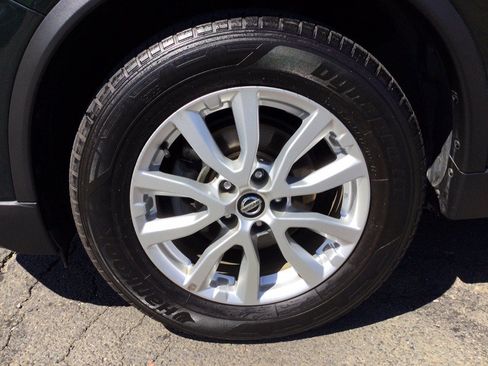 Used 2020 Nissan Rogue SV AWD/4WD image 42