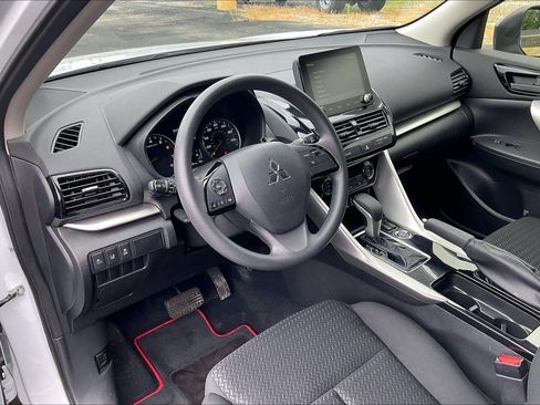 Used 2024 Mitsubishi Eclipse Cross LE AWD/4WD image 15
