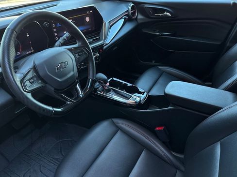 Certified 2024 Chevrolet Trax RS image 10