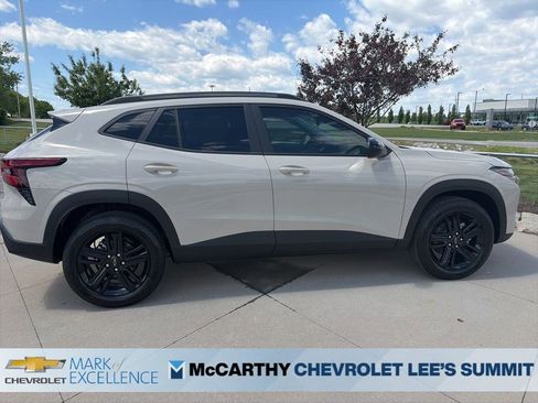 New 2026 Chevrolet Trax ACTIV FWD image 23