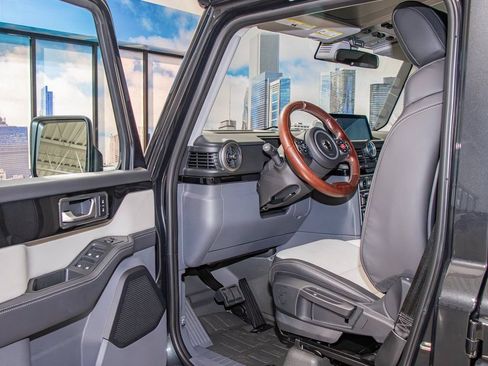 Used 2025 INEOS Grenadier AWD/4WD image 13