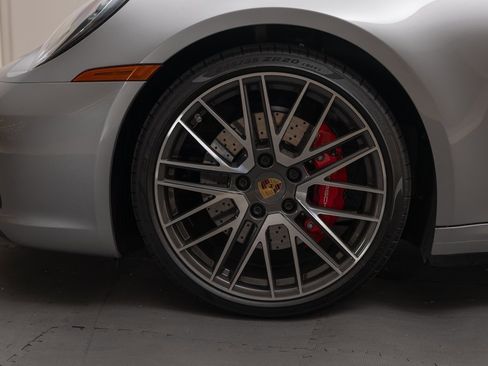 Used 2022 Porsche 911 Targa 4S image 40