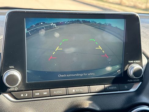 Used 2023 Nissan Sentra SR w/ Midnight Edition Package image 17