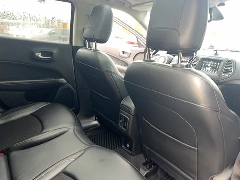 Used 2020 Jeep Compass Latitude image 27