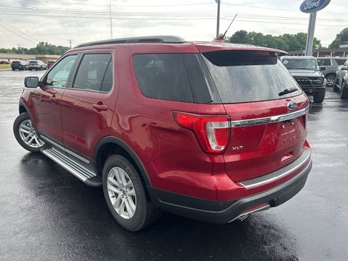Used 2018 Ford Explorer XLT w/ Equipment Group 202A AWD/4WD image 6