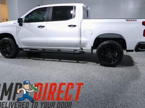 Used 2021 Chevrolet Silverado 1500 LT Trail Boss w/ Convenience Package II AWD/4WD image 10