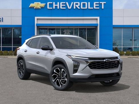 New 2026 Chevrolet Trax RS w/ Driver Confidence Package image 7