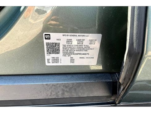 Used 2023 Chevrolet Suburban Premier image 35