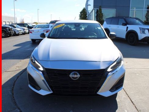 Certified 2024 Nissan Altima 2.5 SV image 2