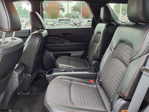 Used 2023 Nissan Pathfinder Rock Creek image 17