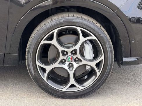 Used 2024 Alfa Romeo Tonale Ti image 7