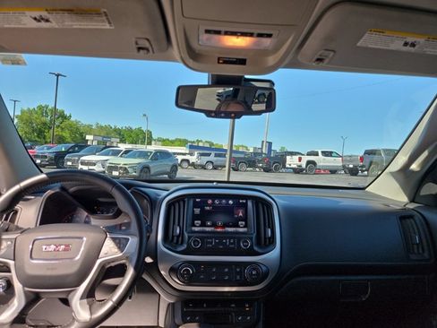 Used 2015 GMC Canyon SLT w/ LPO, Gearon Bar Package AWD/4WD image 17