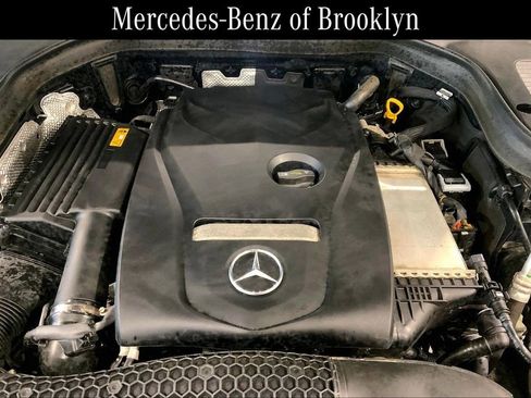 Used 2019 Mercedes-Benz GLC 300 4MATIC image 29