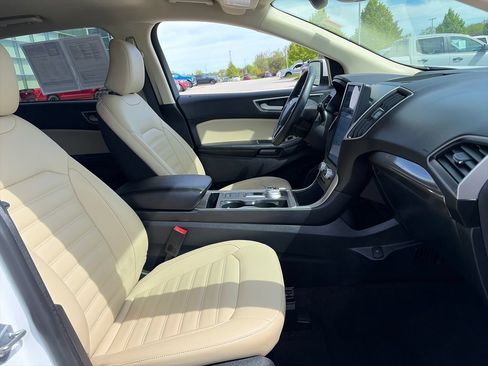 Used 2024 Ford Edge SEL w/ Convenience Package AWD/4WD image 11