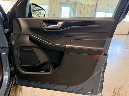 New 2026 Ford Escape ST-Line w/ Tech Pack #1 image 24