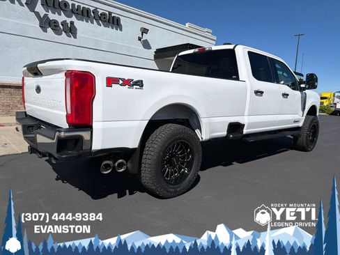 Used 2024 Ford F250 XLT w/ FX4 Off-Road Package AWD/4WD image 3
