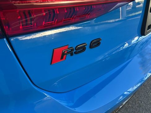 Used 2022 Audi RS 6 image 22
