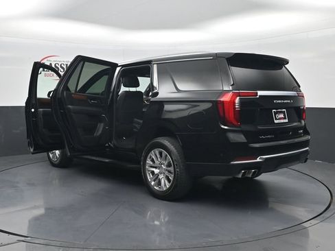 Used 2025 GMC Yukon Denali AWD/4WD image 34