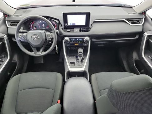 Used 2025 Toyota RAV4 LE AWD/4WD image 16