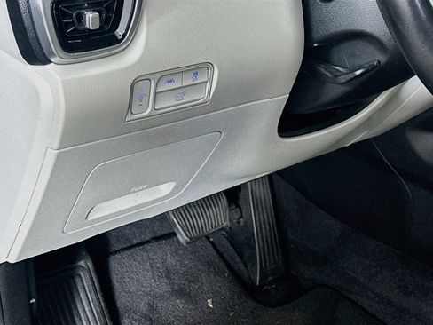 Used 2022 Kia Sorento SX FWD image 17